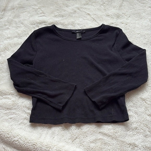 Forever 21 Black Ribbed Crop Top Size Medium - Picture 1 of 5